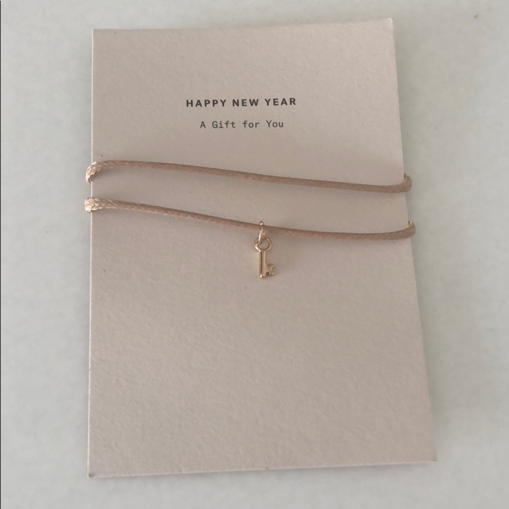 Beige and silver key choker necklace/bracelet